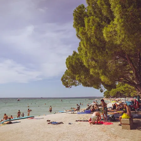 Bi-village - Roan * Valbandon