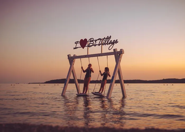 Camping Bi-village - Roan