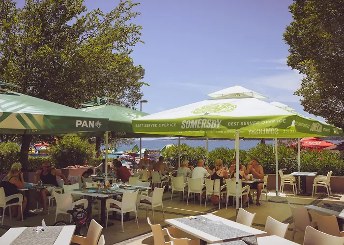 Camping Bi-village - Roan *