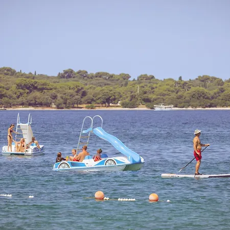 Bi-village - Roan Kamp alanı *